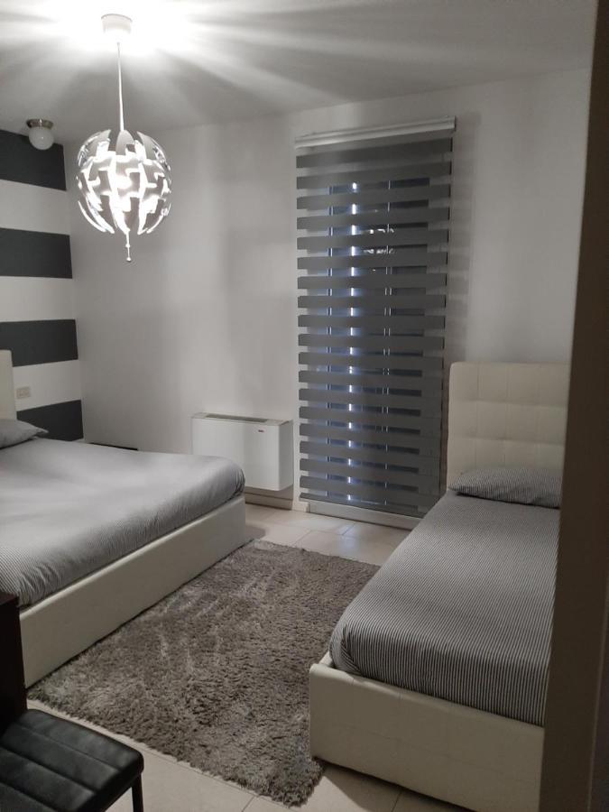 ميرا Venezia Suite Apartment المظهر الخارجي الصورة