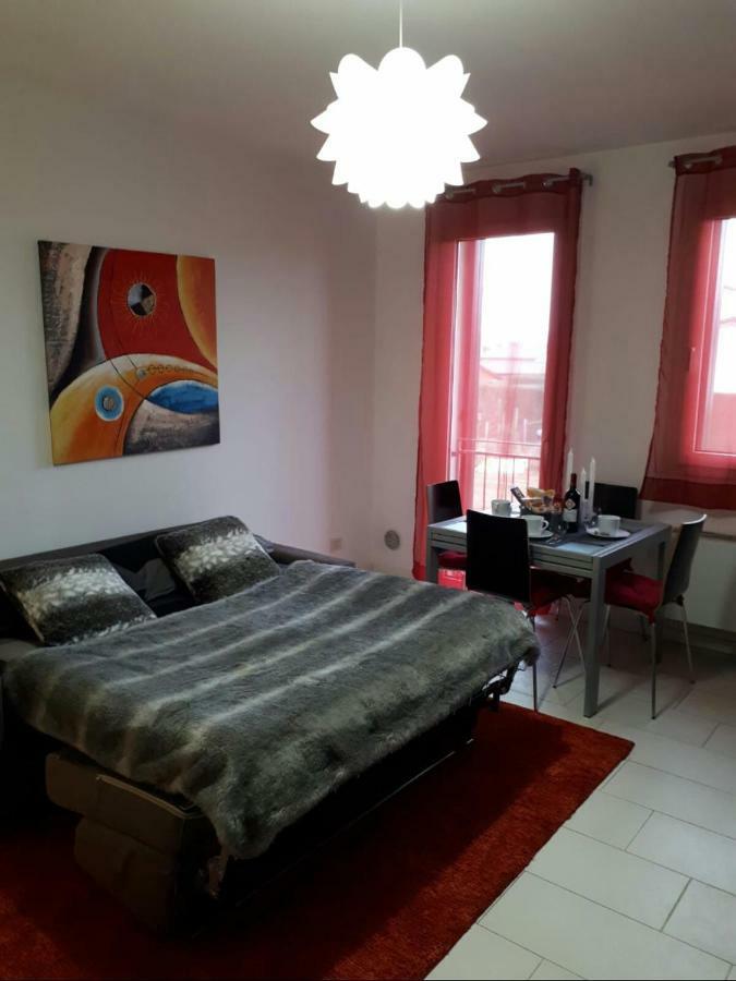 ميرا Venezia Suite Apartment المظهر الخارجي الصورة