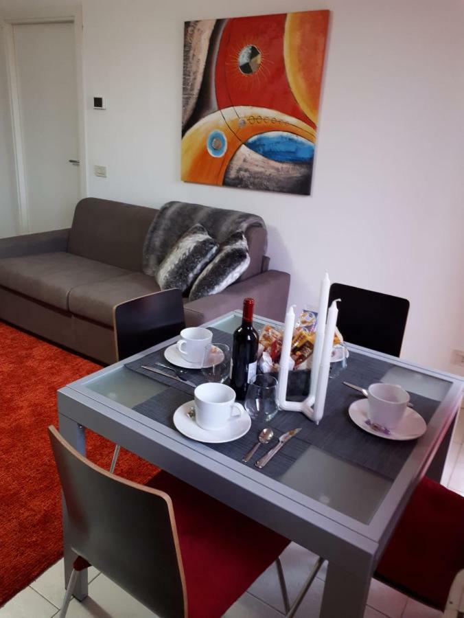 ميرا Venezia Suite Apartment المظهر الخارجي الصورة